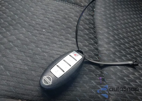 2014 Nissan Sentra Sr z USA, uszkodzony, nr VIN 3N1AB7AP4EY288477